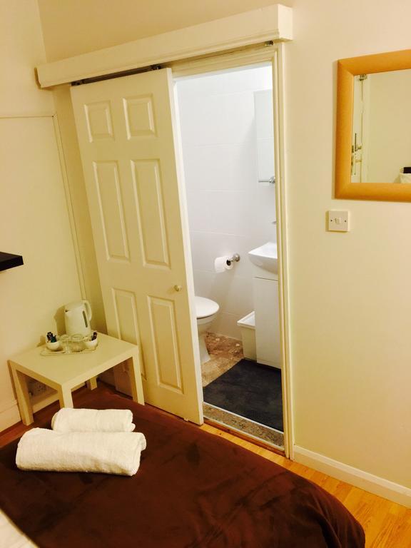 Gable Lodge Лондон Стая снимка